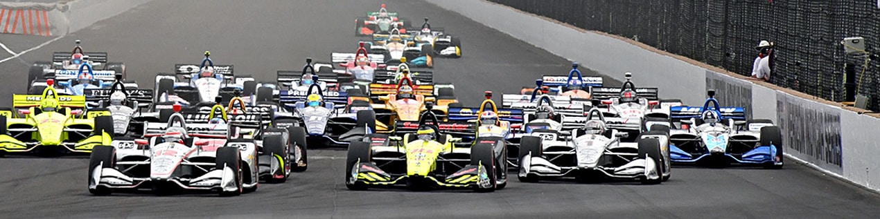 indy cars racing to through the start line Nashville